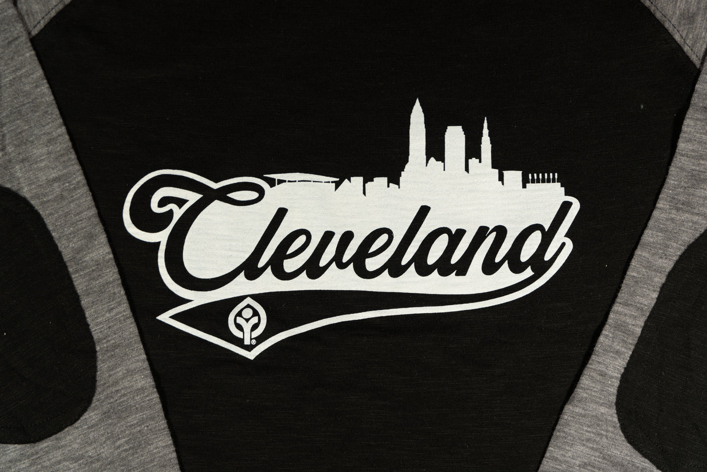 Women's Cleveland Skyline Longsleeve Tee